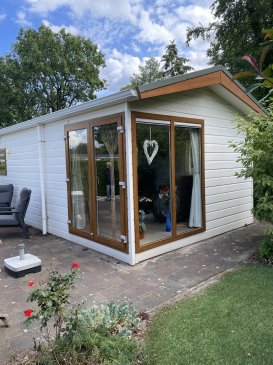 Voorzijde chalet.jpeg