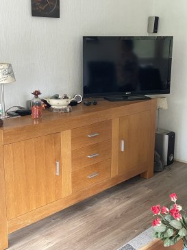 Woonkamer meubel met tv.jpeg