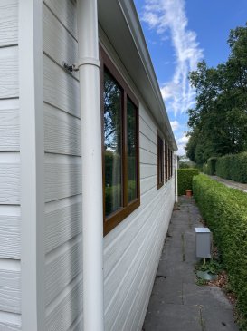 Achterzijde chalet.jpeg